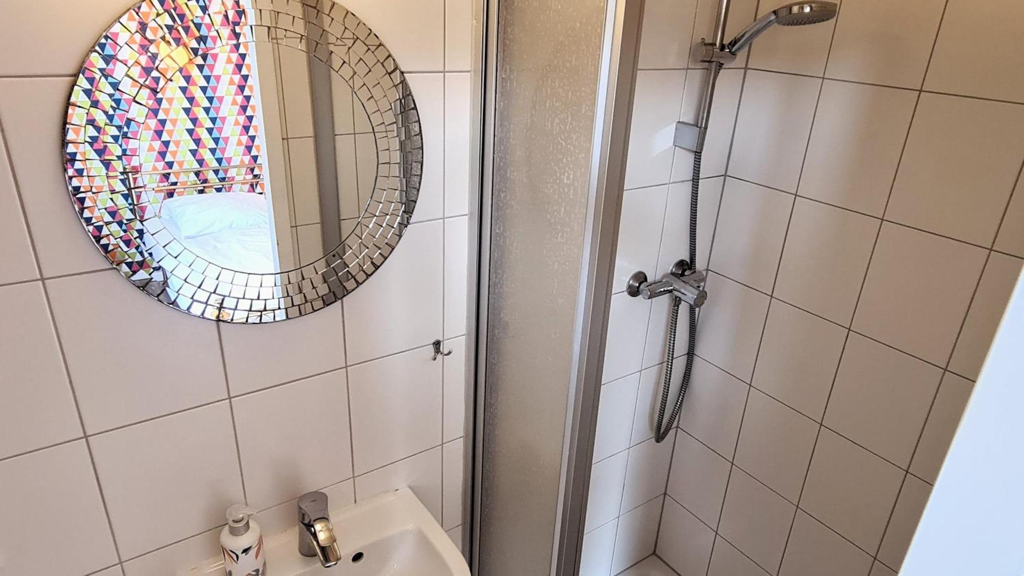 Weltempfaenger Backpacker Hostel Colonia Esterno foto